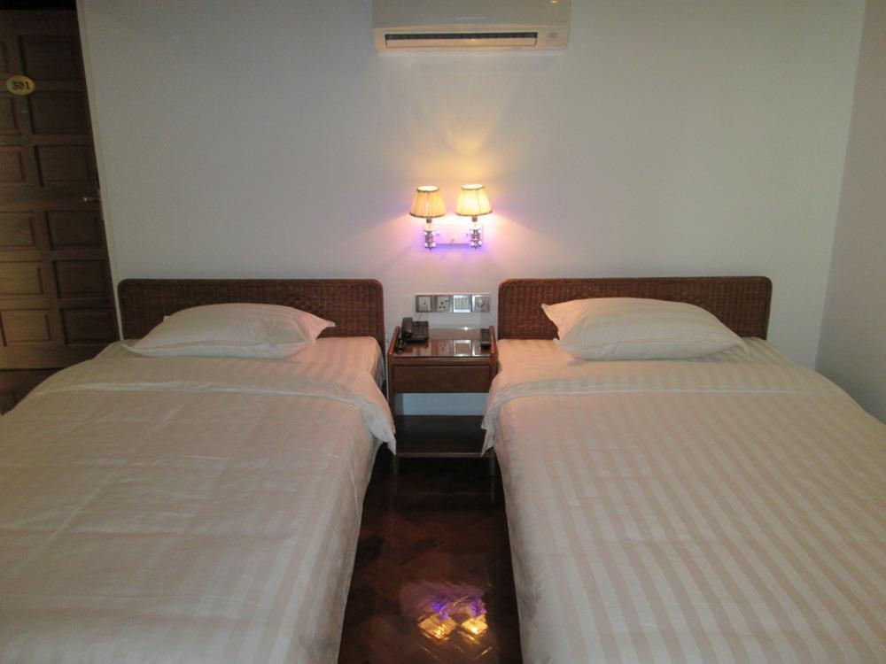 Hotel Wardan Yangon Ngoại thất bức ảnh