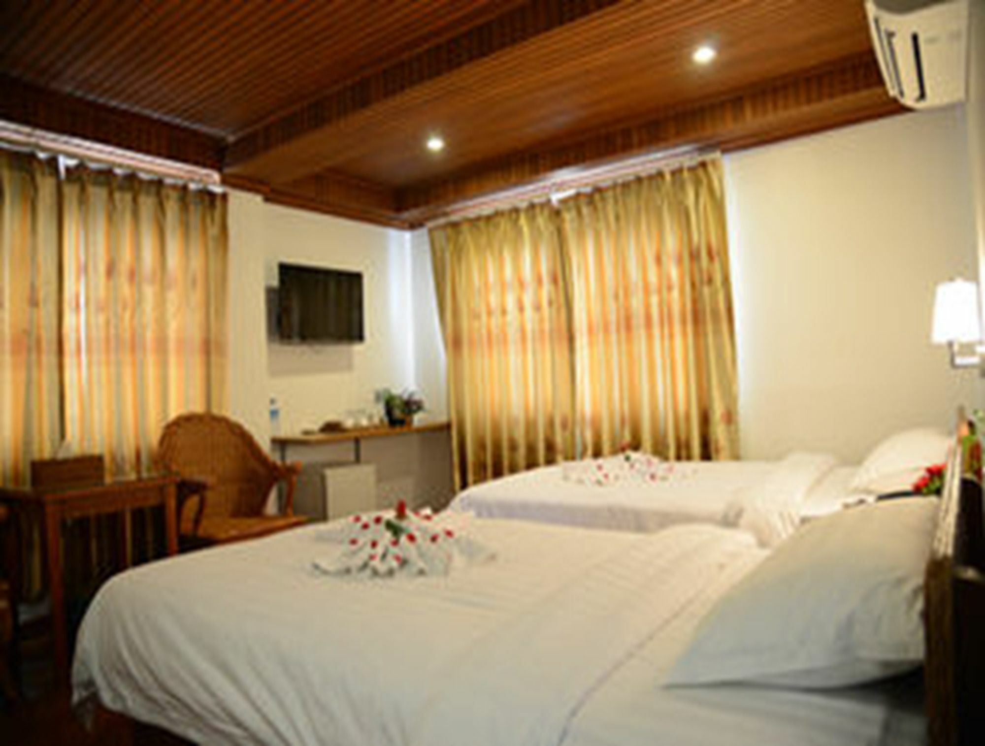 Hotel Wardan Yangon Ngoại thất bức ảnh
